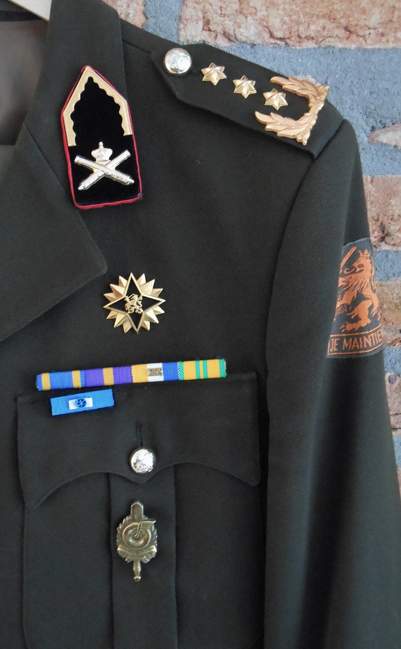 DT 63 Generaal Majoor Nederlof detail
