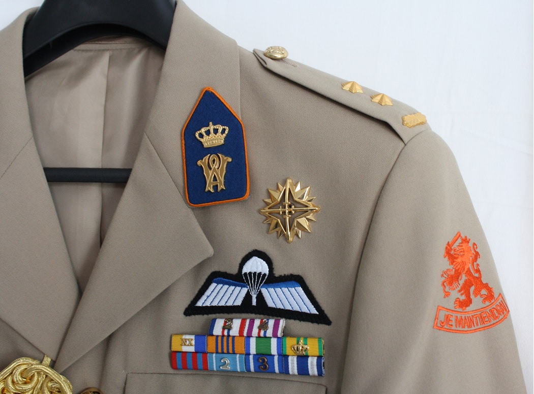 DTT 2000 Luitenant Kolonel adjudant van de Koning Detail 1
