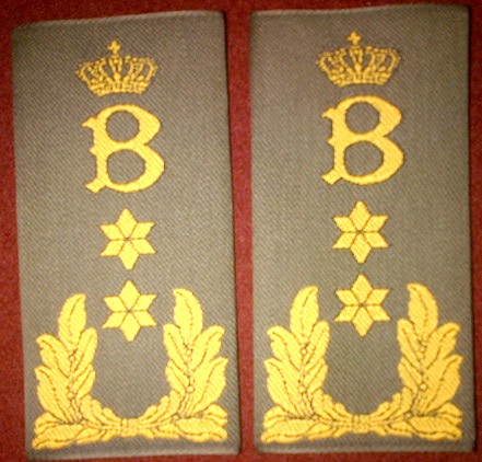 GVT  generaal - majoor
