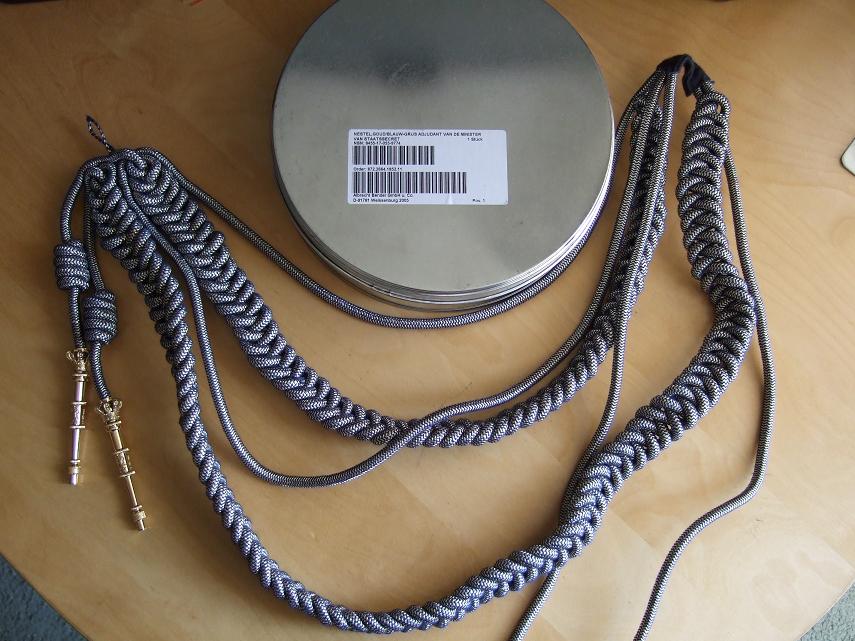 nestel_klu_attache_nieuwe_kleurstelling
